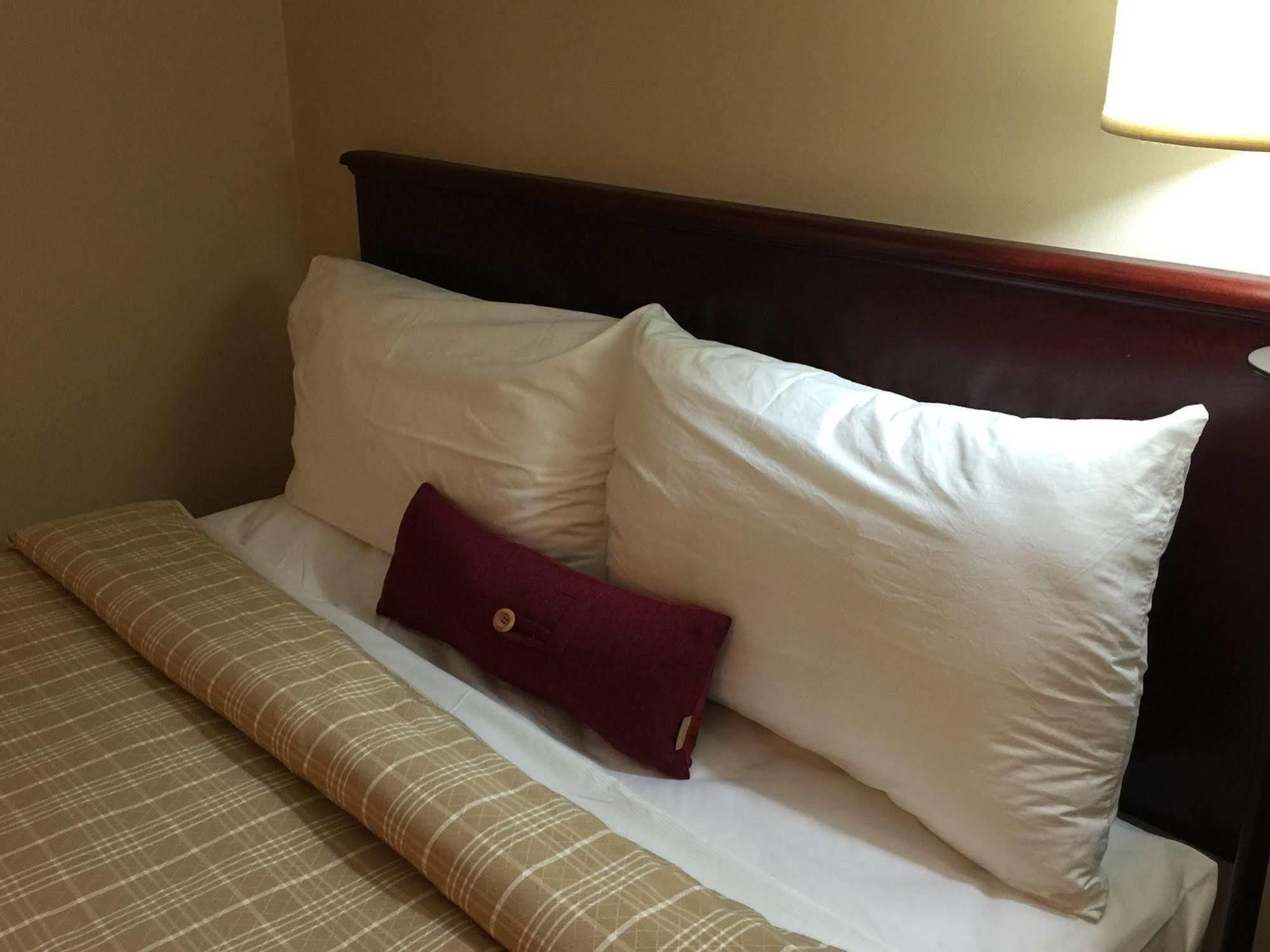 The Falls Family Motel 2*